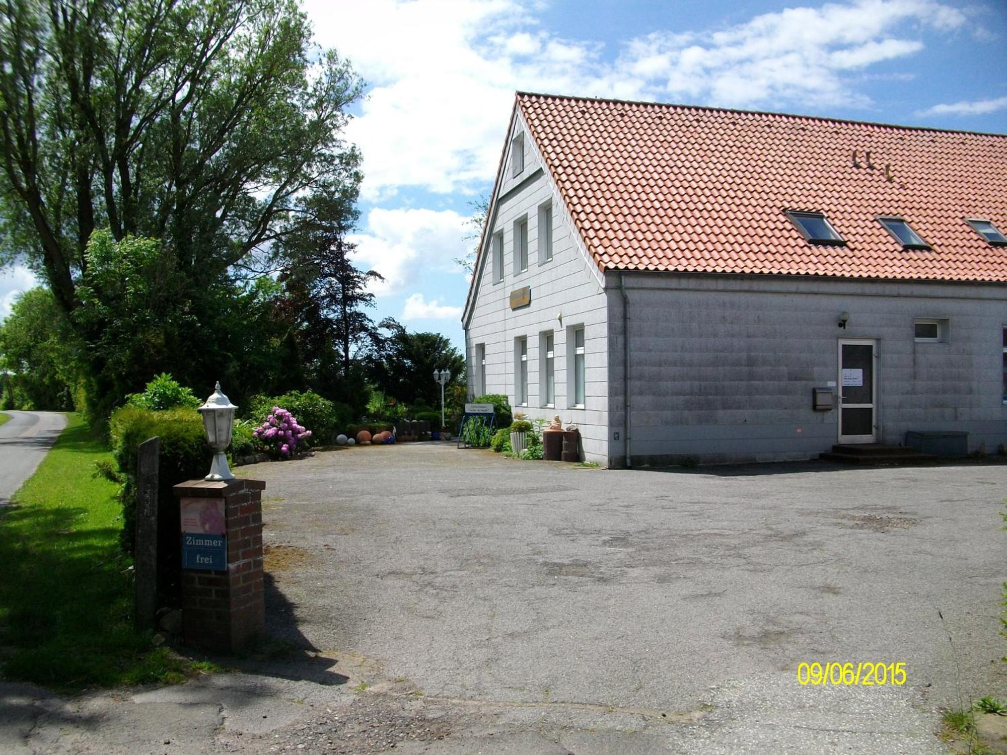 Gaestehaus Hemmerdeich-Alte Schule Oldenswort Exterior foto